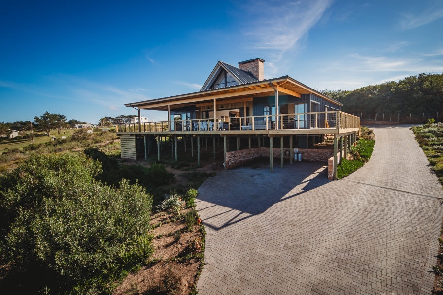 4 Bedroom Property for Sale in Hansmoeskraal A H Western Cape